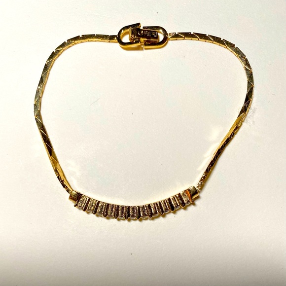 Vintage CHRISTIAN DIOR Gold Plated Snake Link Bracelet/Crystal Rhinestones Centr - Picture 4 of 4